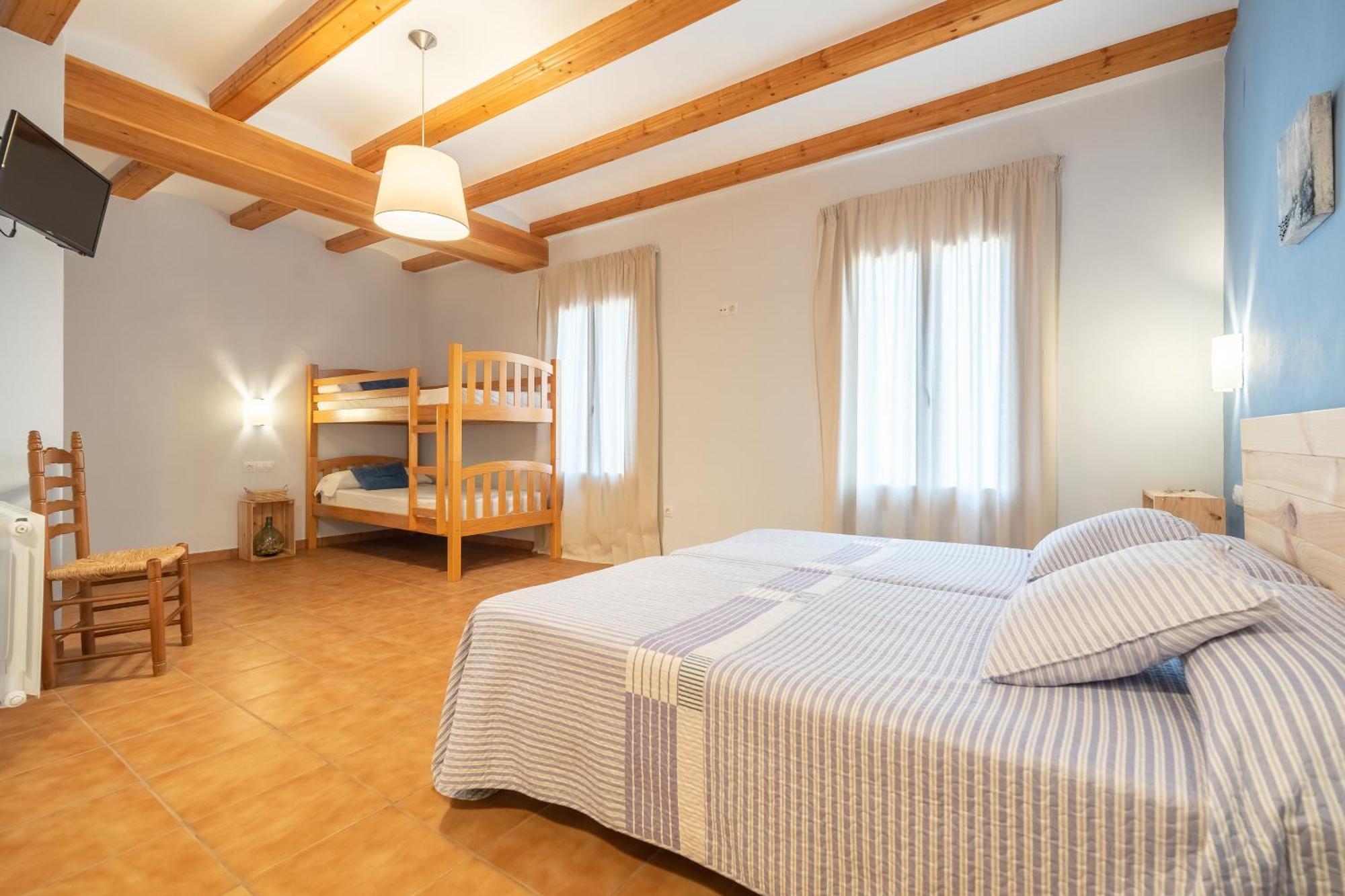 Pou De Beca Allotjaments I Agroturisme Vall dʼAlba Dış mekan fotoğraf
